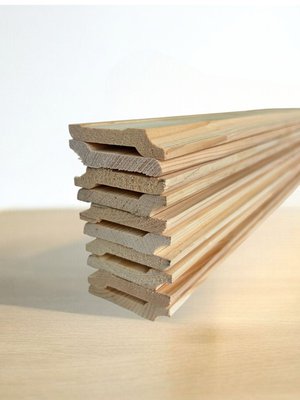 Плинтус "60 евро" Длина 2,5 м